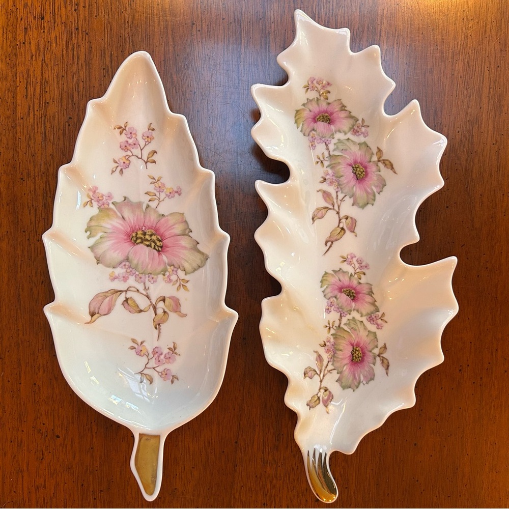 Old Nuremberg Leaf-Shaped Porcelain Dishes with Floral Design